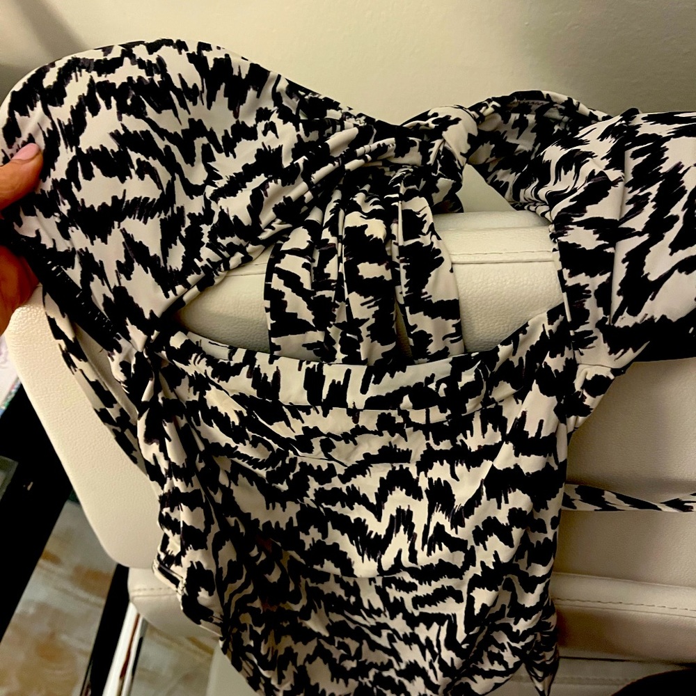 Knix one piece wrap safari